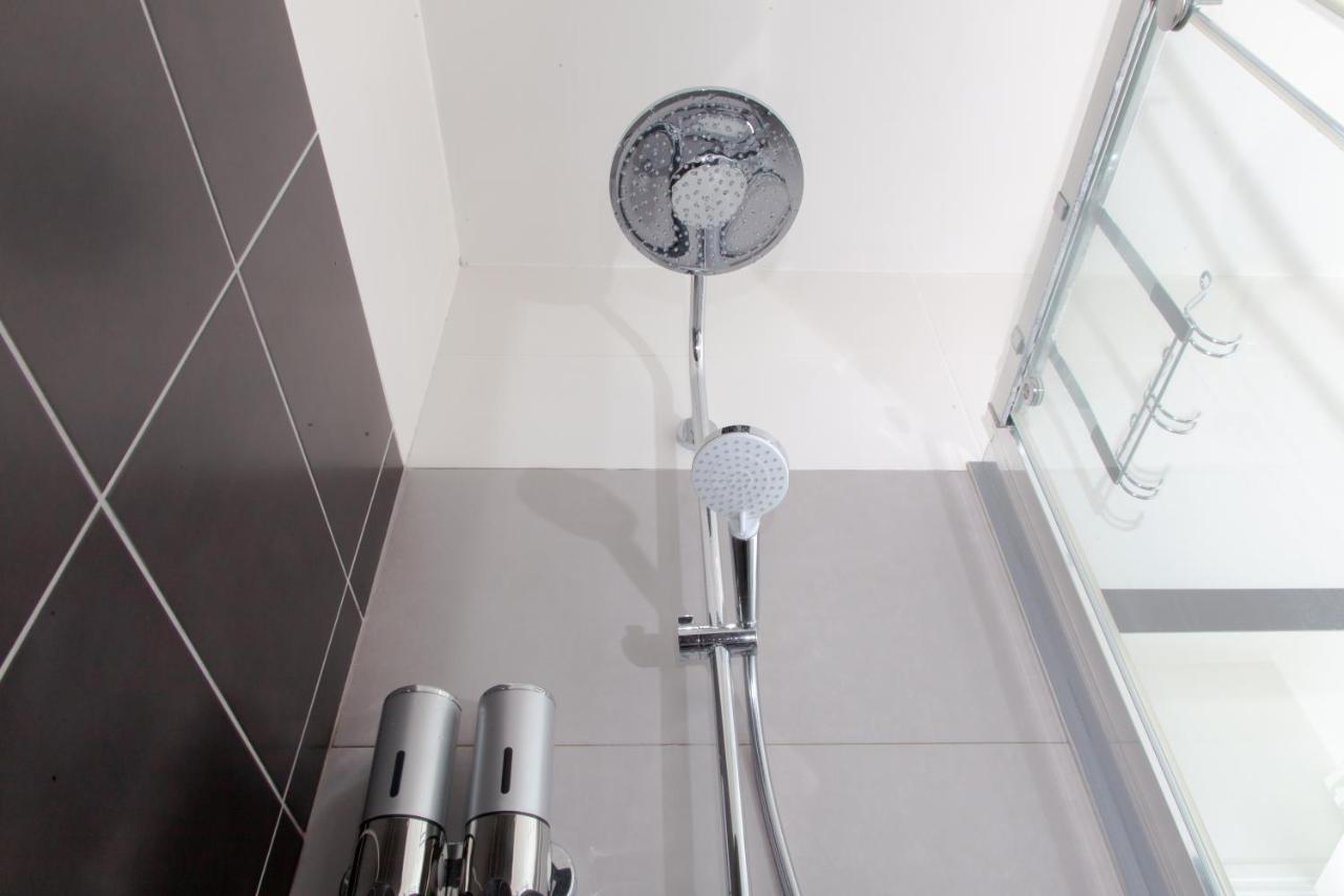 Petit Bijou Dans Le Centre De Paris Apartment Exterior photo